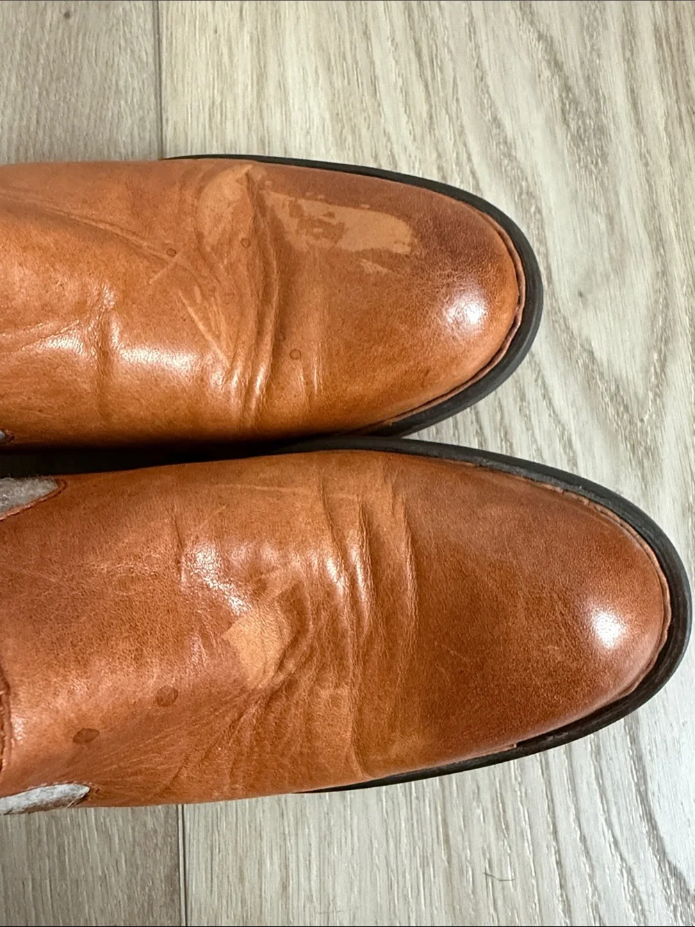 Born Oswego boots, featuring cognac leather and gray wool felt Ss 7.5